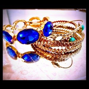 Golden #Sapphire💎 blue stone #bangles